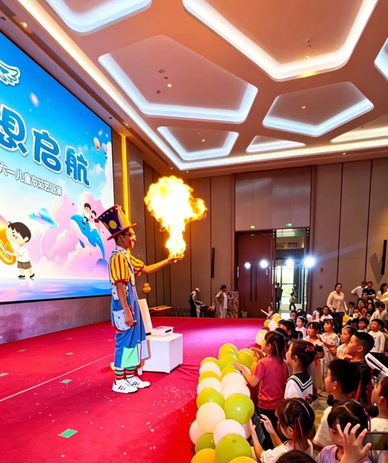 襄阳小丑魔术表演 杂耍互动 科学小实验生日派对互动表演-图四